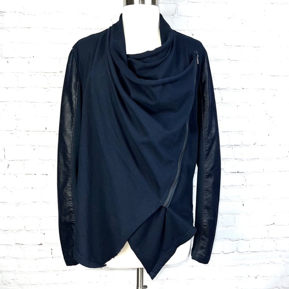 🚫SOLD!|•[BLANKNYC]•| Draped Full Zip Faux Leather Snakeskin Cardigan + Cotton - Picture 4 of 16